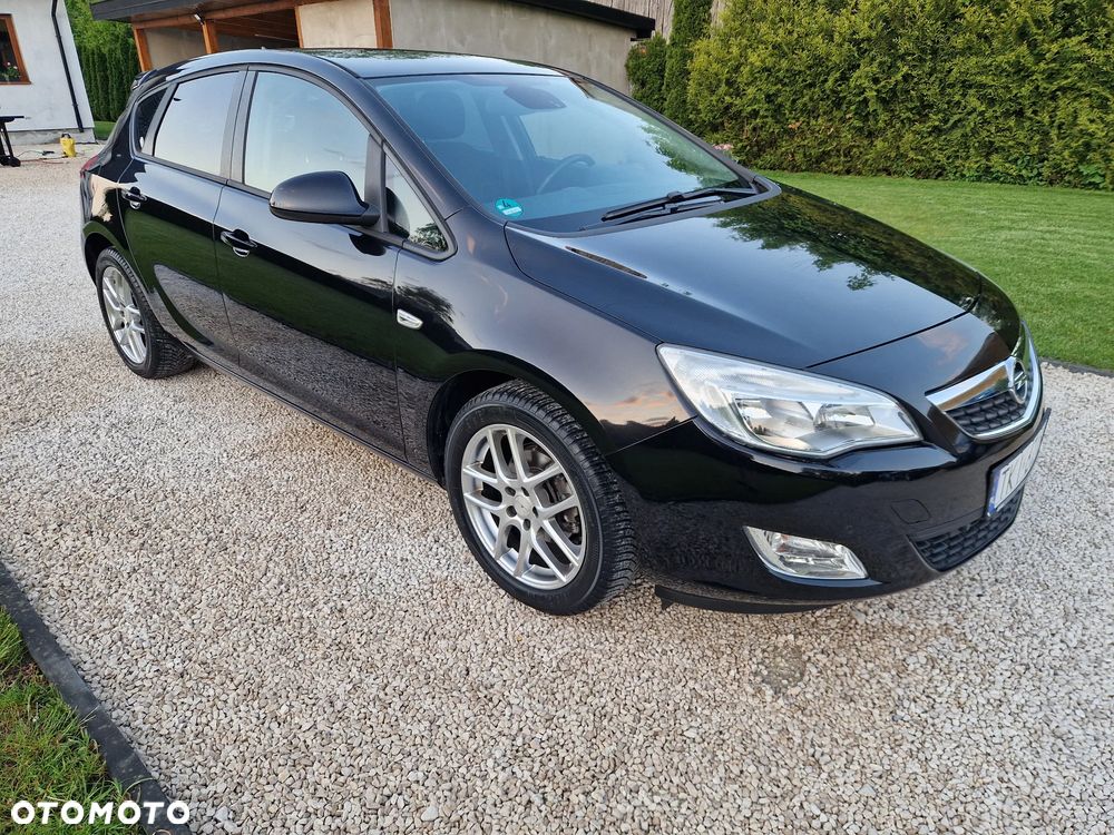 Opel Astra 1.6 NAVI - 14
