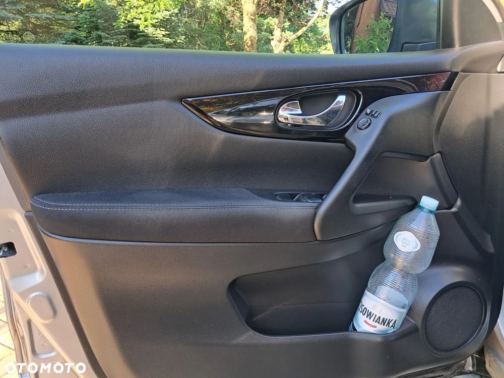 Nissan Qashqai 1.5 dCi N-Connecta - 22