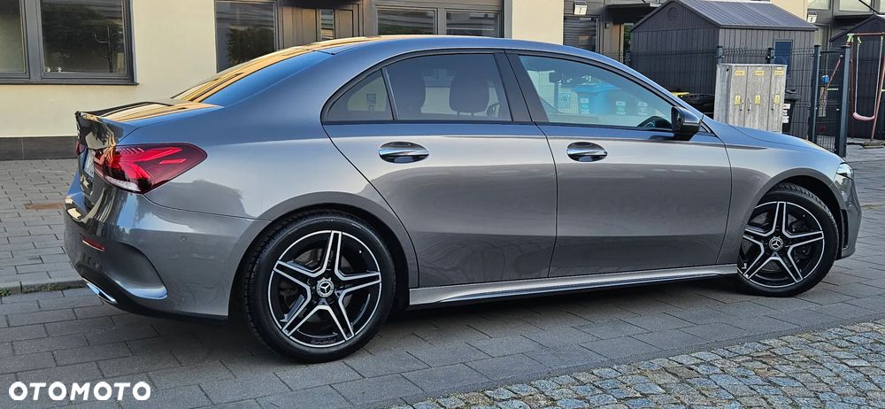 Mercedes-Benz Klasa A 250 AMG Line 7G-DCT - 22