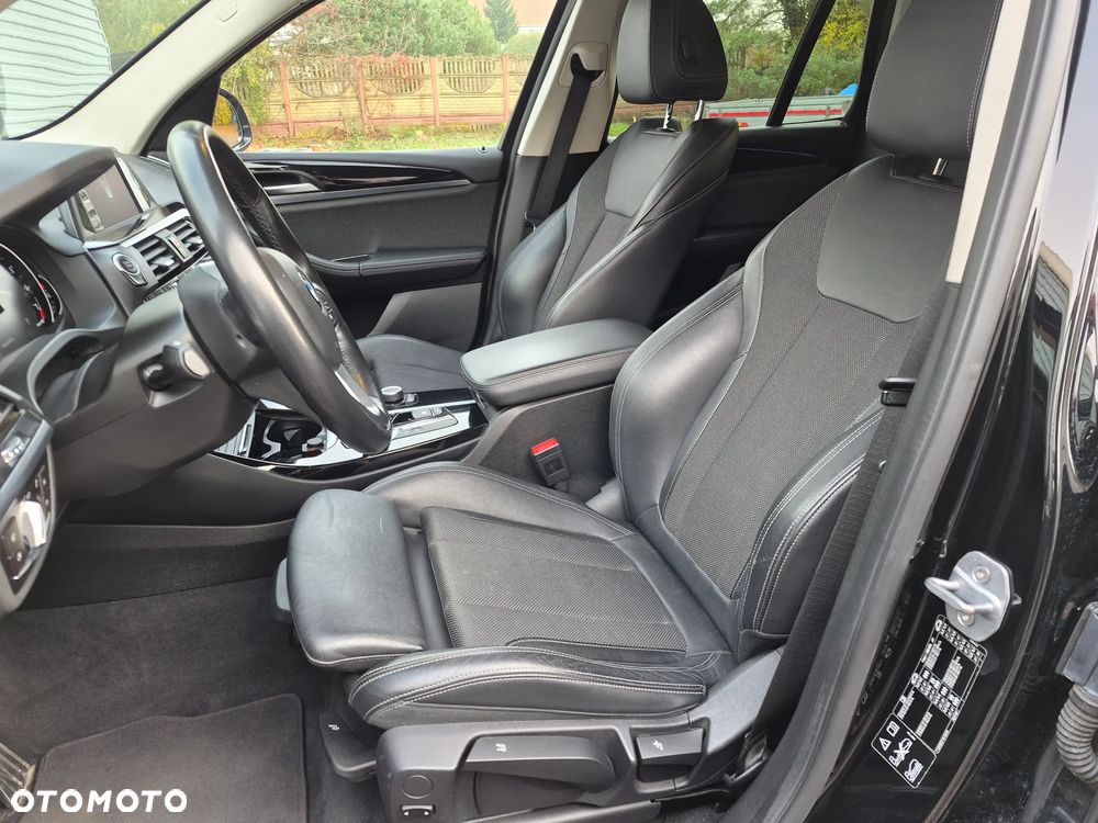BMW X3 xDrive20i - 10