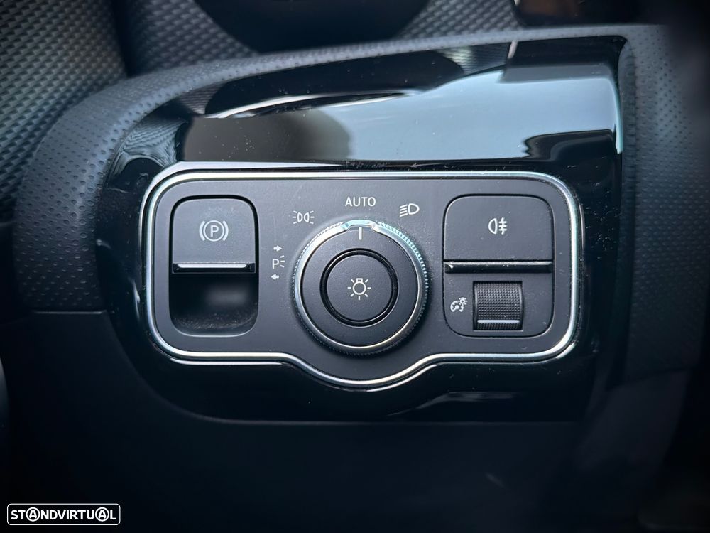 Mercedes-Benz CLA 180 d 8G-DCT Progressive - 19