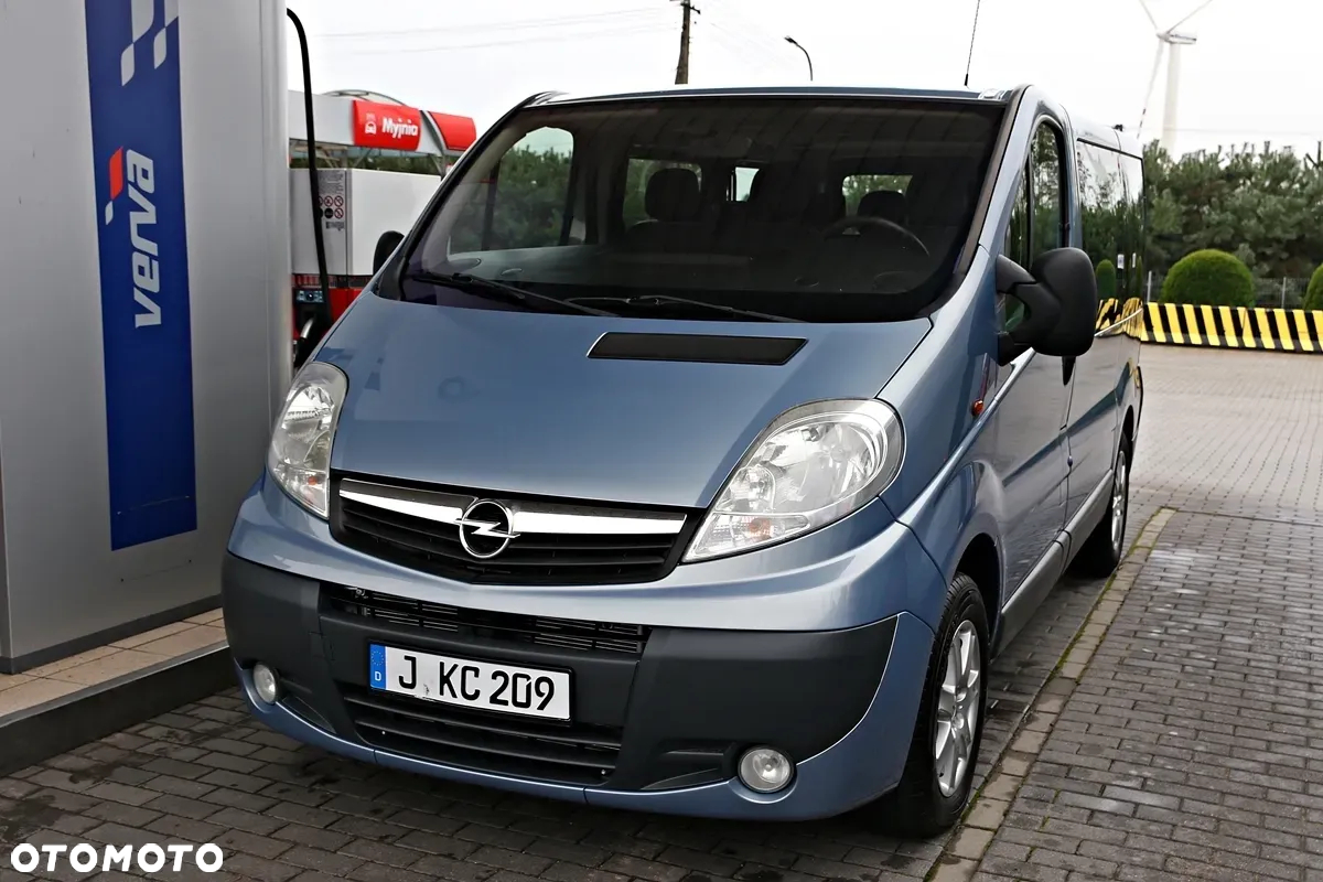 Opel Vivaro - 9