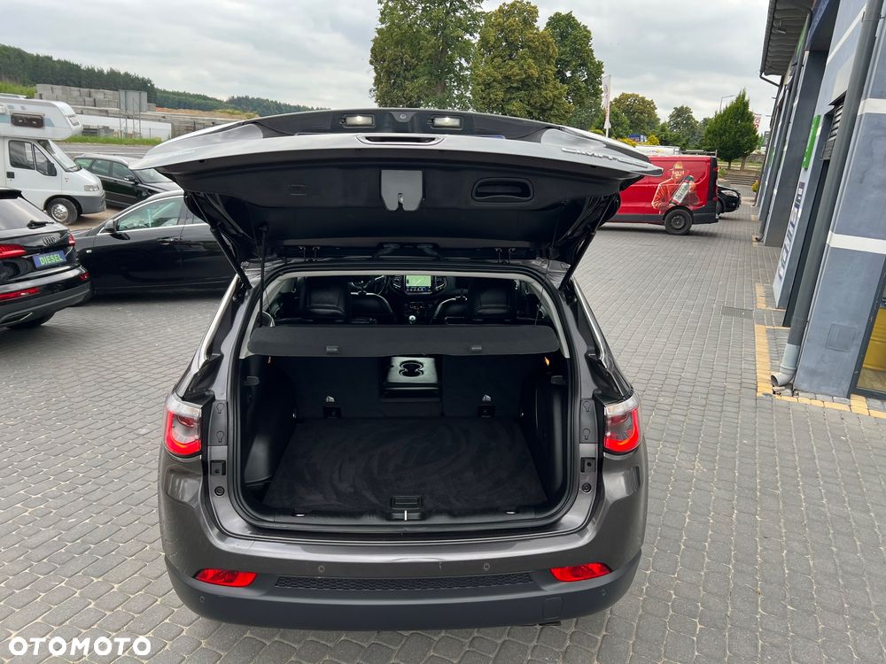 Jeep Compass 1.4 TMair Longitude FWD S&S - 25
