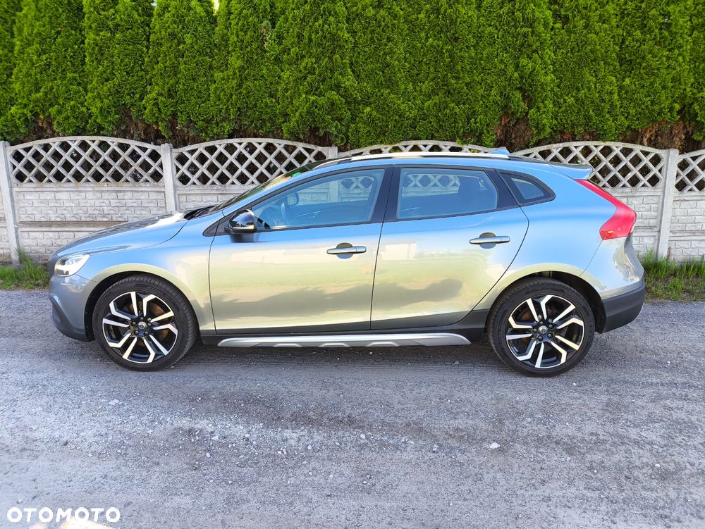Volvo V40 D3 Momentum - 2