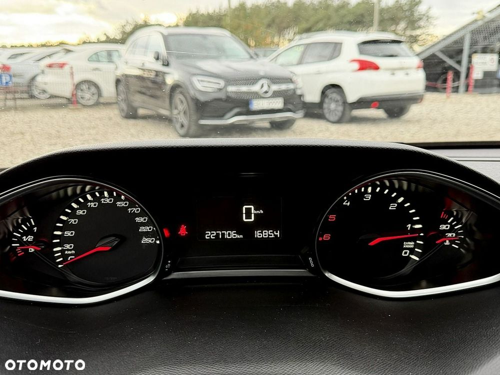 Peugeot 308 - 18