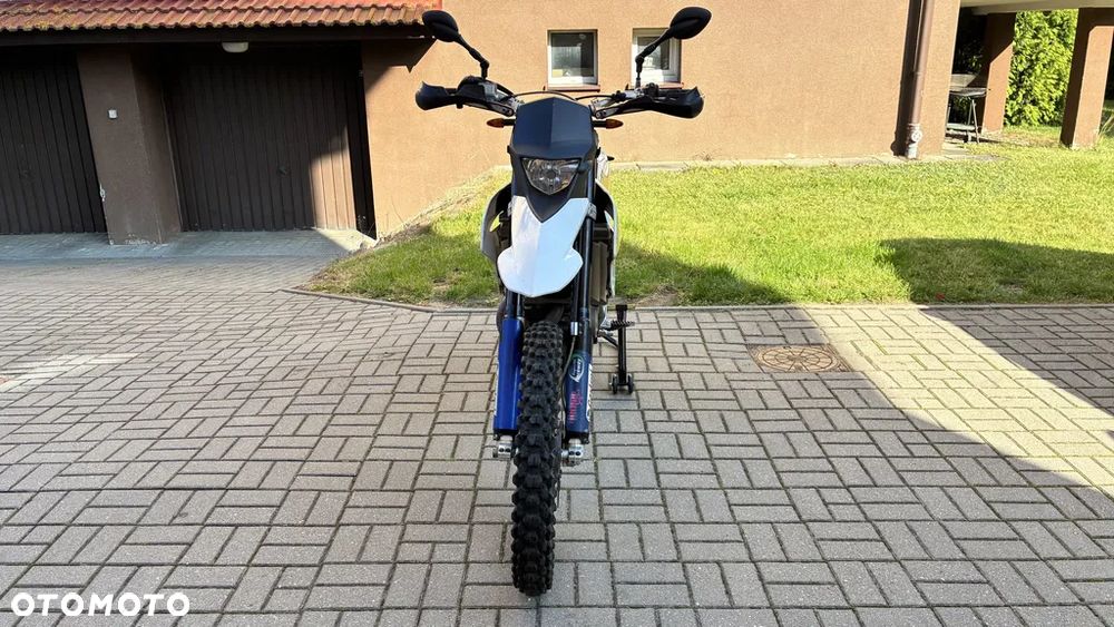 BMW G - 3