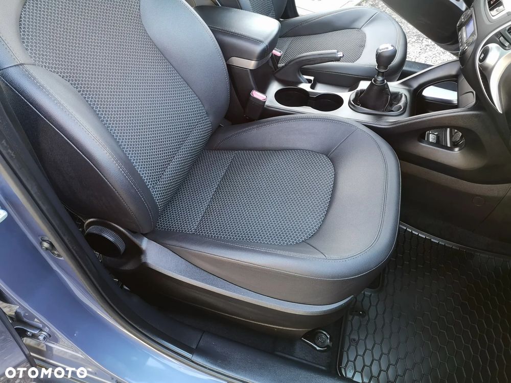 Hyundai ix35 1.6 2WD Comfort - 16