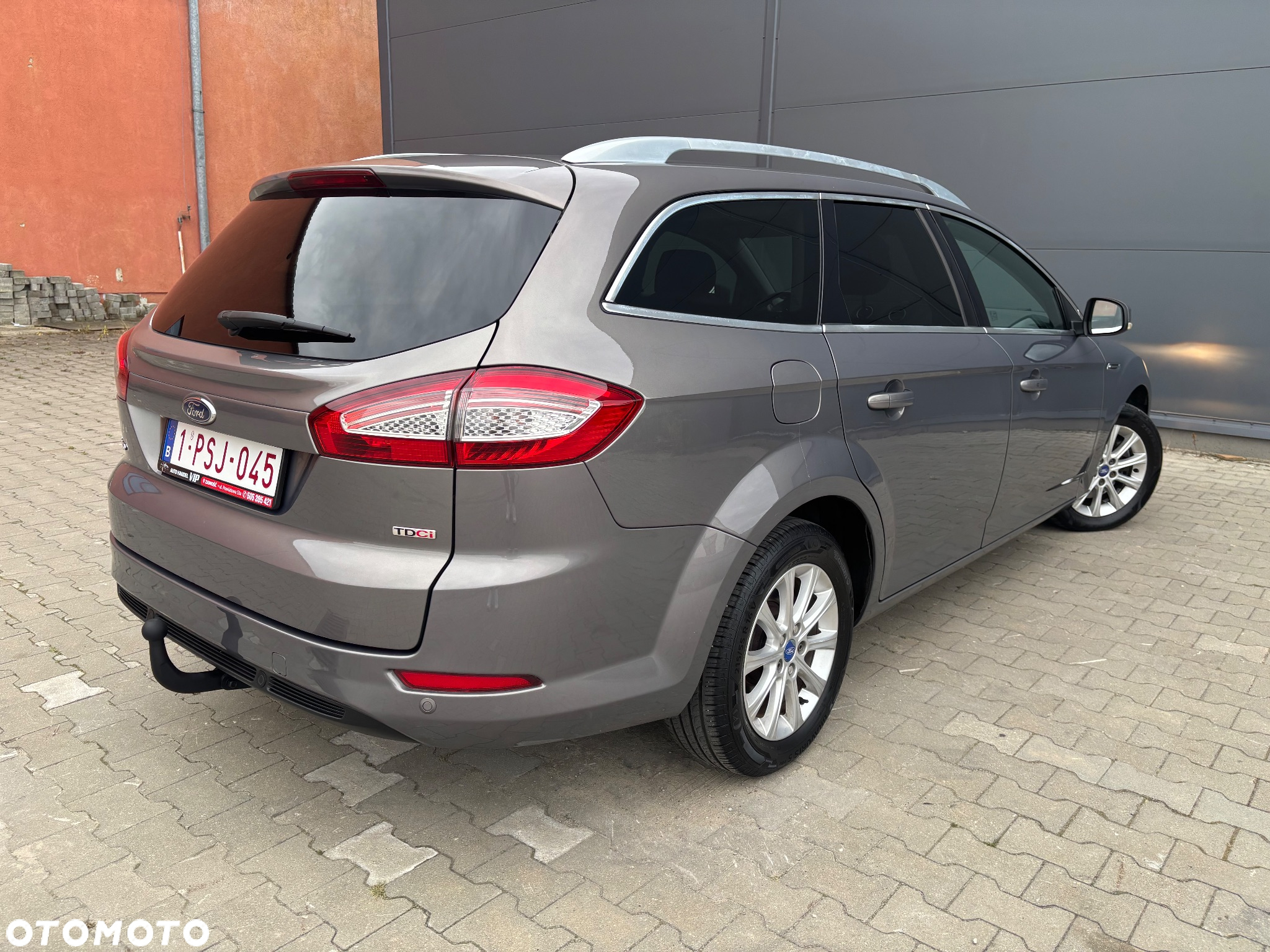 Ford Mondeo 2.0 TDCi Ghia - 14