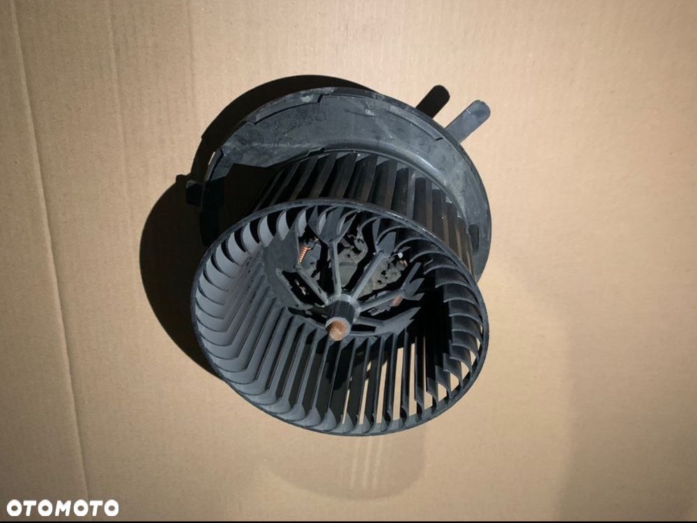 3C1820015T Dmuchawa wentylator nawiewu vw tiguan 5N lift touran passat b6 b7 golf V - 1