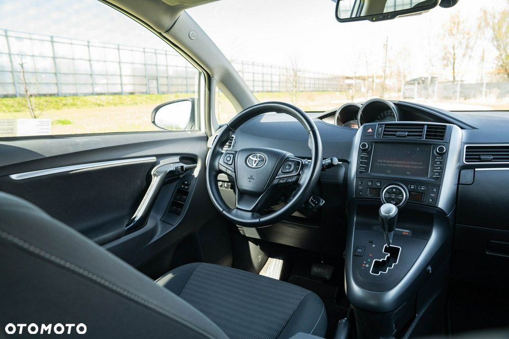 Toyota Verso - 17
