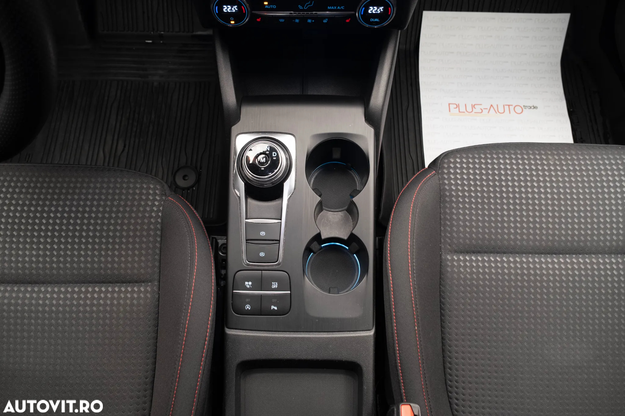 Ford Focus 1.5 Ecoboost ST-Line - 25