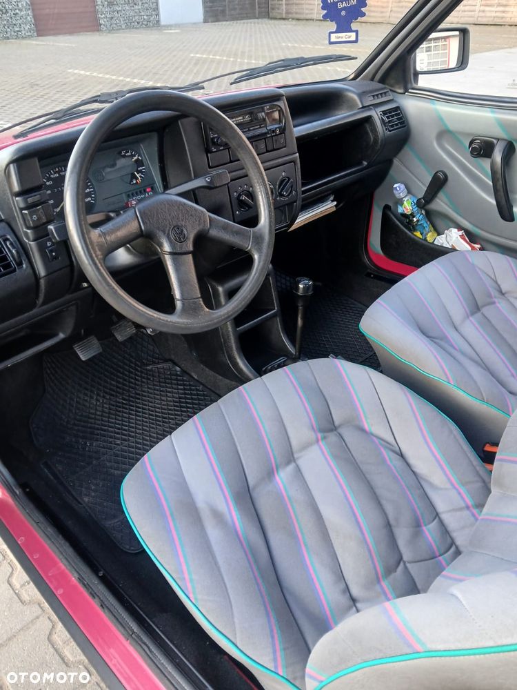 Volkswagen Polo 1.0 CL - 17