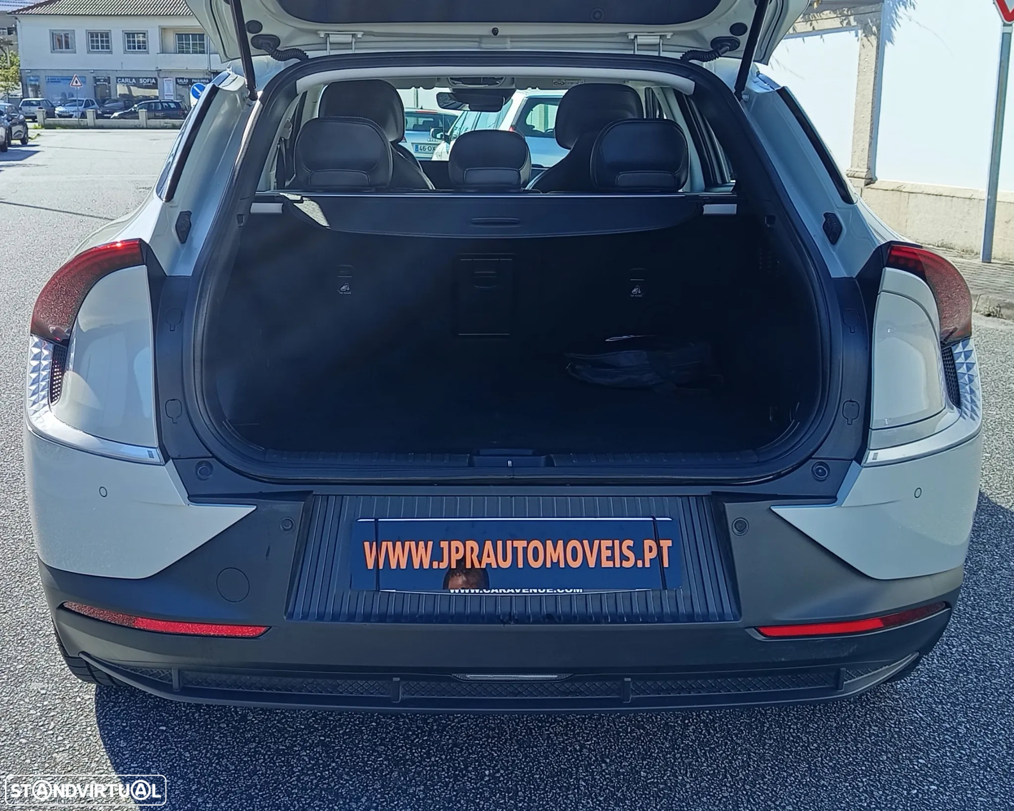 Kia EV6 77.4 kWh Earth - 8