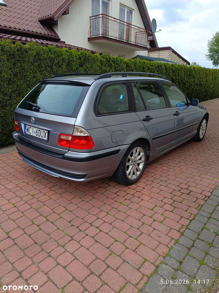 BMW Seria 3 318d - 4