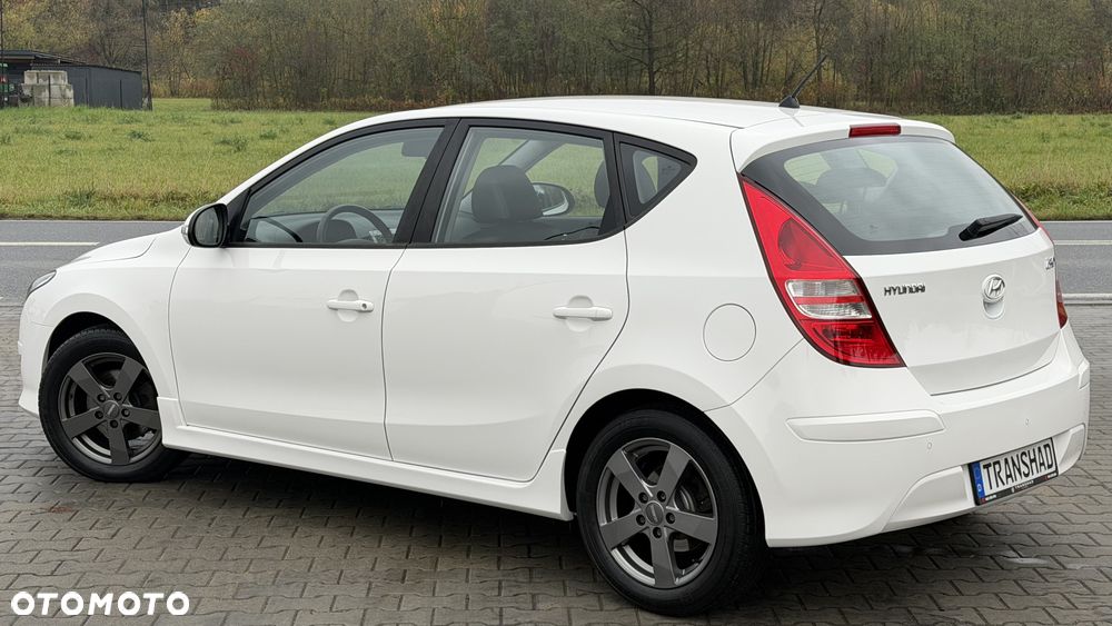 Hyundai i30 1.4 FIFA WM Edition - 16
