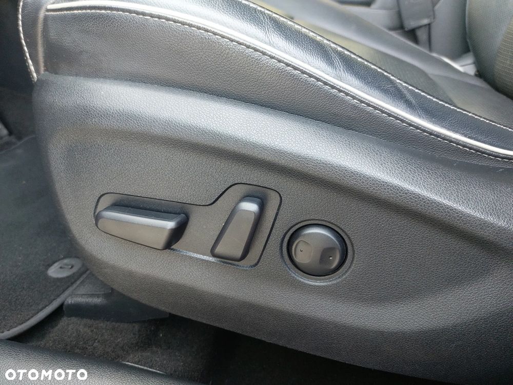 Kia Sportage 1.6 GDI 2WD DREAM-TEAM EDITION - 10