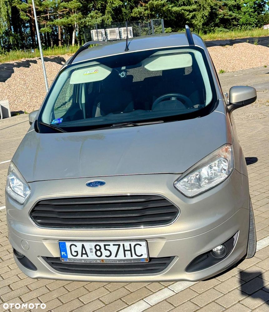 Ford Tourneo Courier 1.5 TDCi Titanium - 23