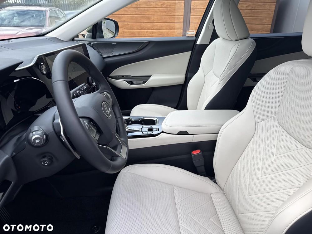 Lexus NX 350h Omotenashi AWD - 15