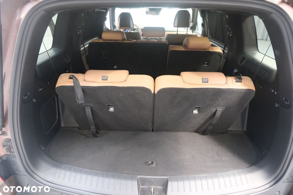 Hyundai Santa Fe 1.6 T-GDI HEV Platinum - 10