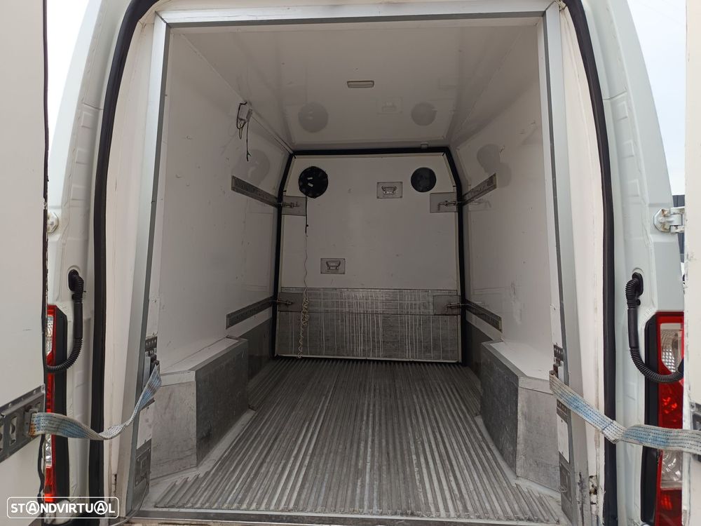 Renault Master 2.3 dCi L3H2 3.5T TP - 3