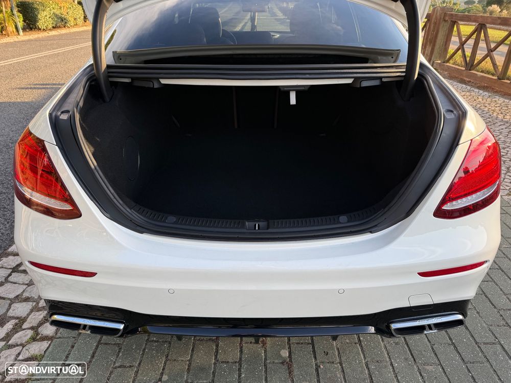 Mercedes-Benz E 63 AMG S 4-Matic+ - 11