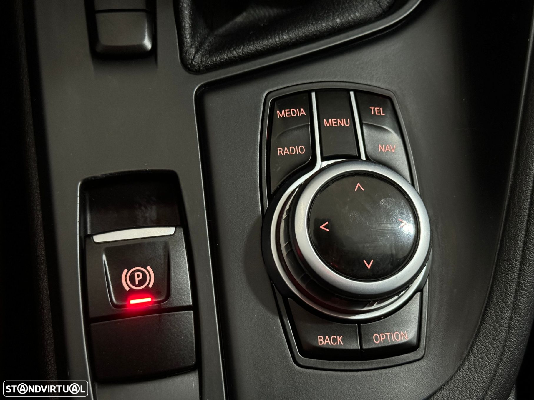 BMW X1 16 d sDrive Advantage - 29