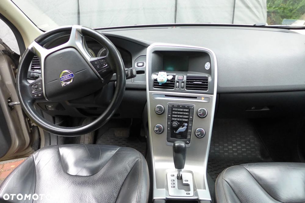 Volvo XC 60 - 10