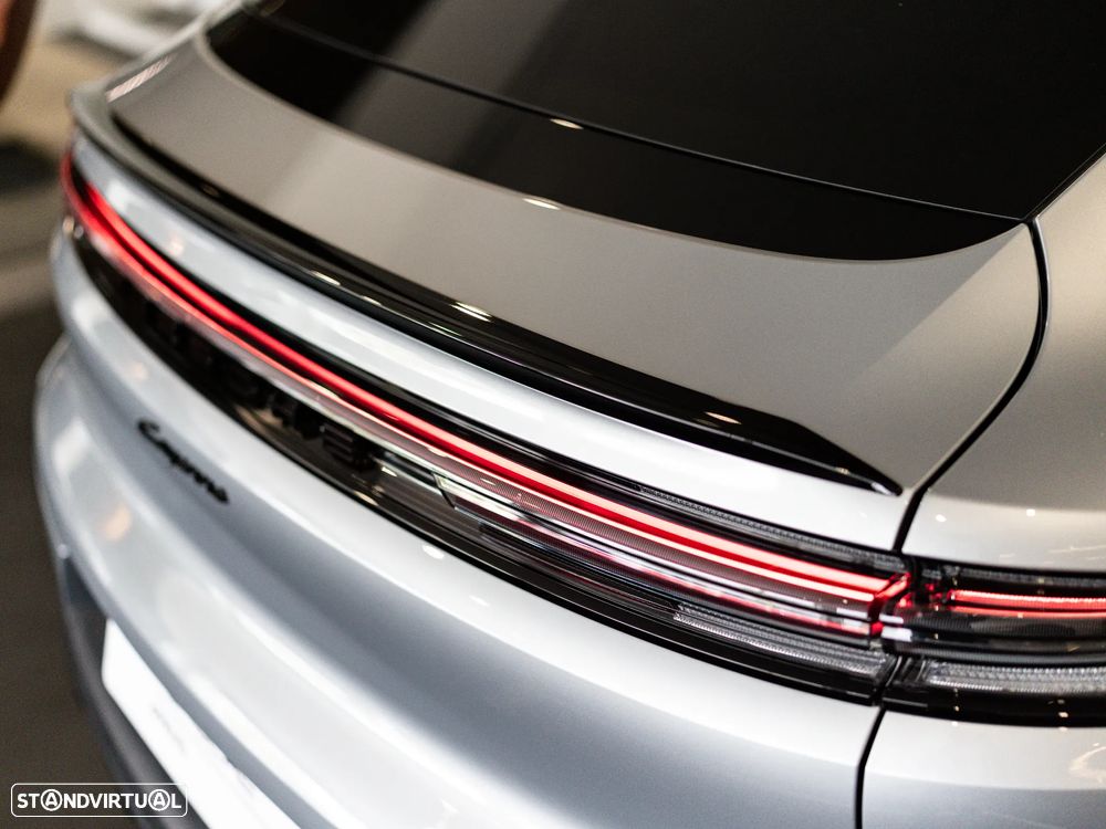 Porsche Cayenne Coupé E-Hybrid - 17