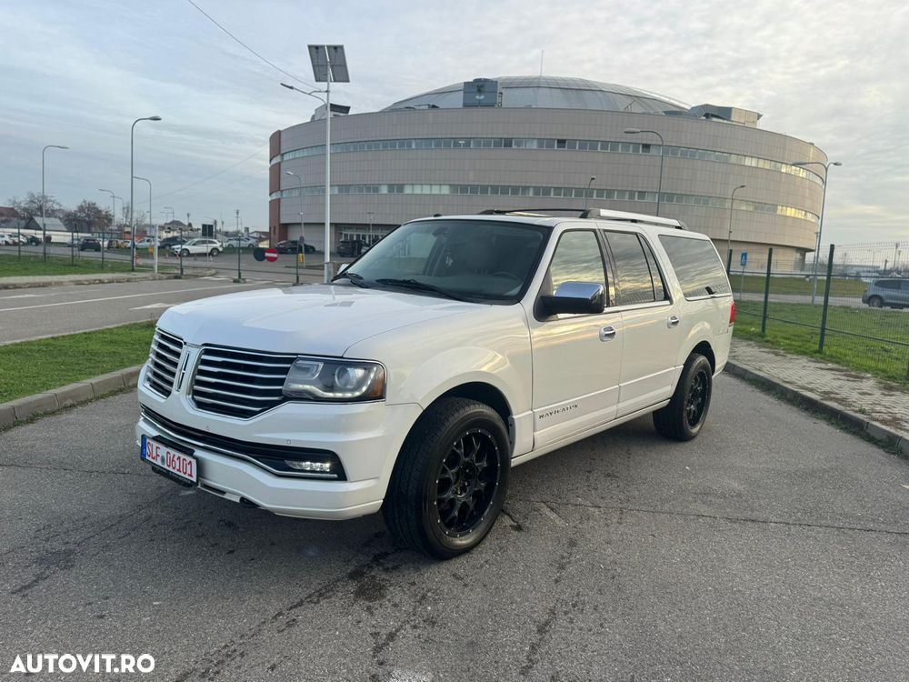 Lincoln Navigator - 1