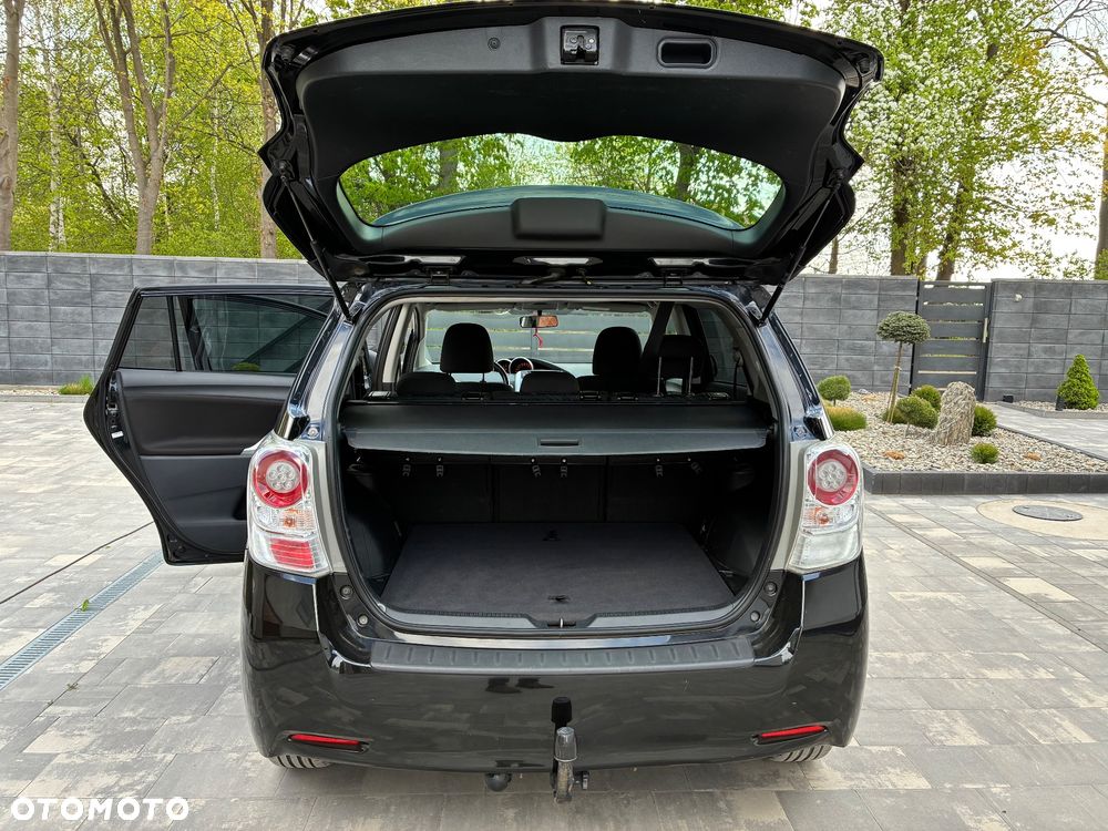 Toyota Verso - 8