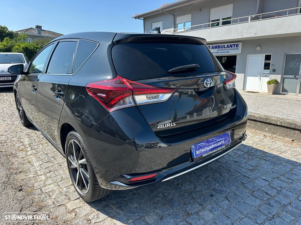 Toyota Auris - 2