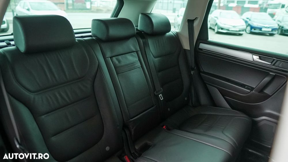 Volkswagen Touareg 3.0 V6 TDI BMT - 33