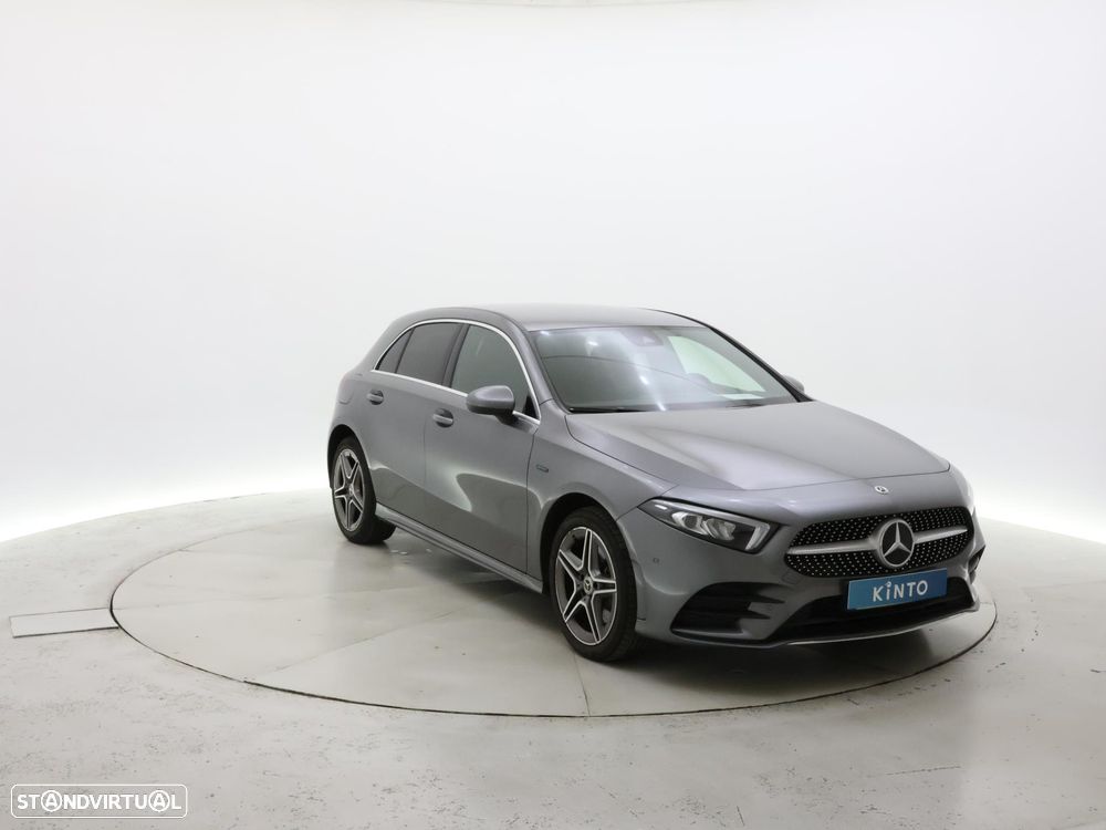 Mercedes-Benz A 250 e AMG Line - 11