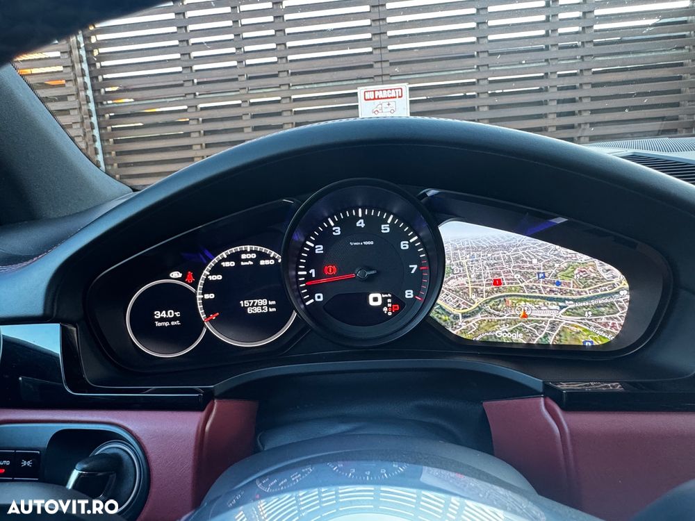 Porsche Cayenne Tiptronic S Platinum Edition - 30