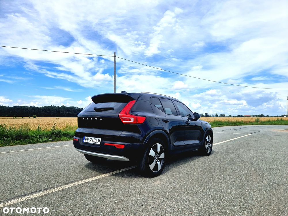 Volvo XC 40 T4 Geartronic Momentum Pro - 9