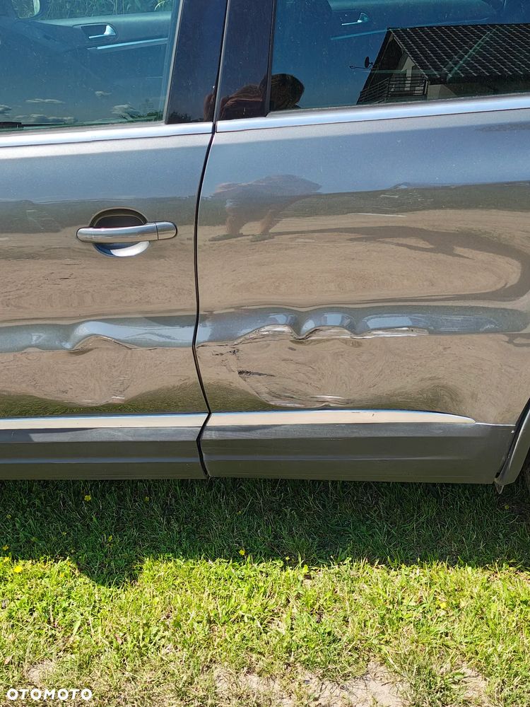 Volkswagen Tiguan - 4