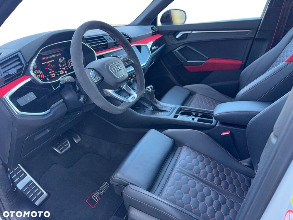 Audi RS Q3 - 10
