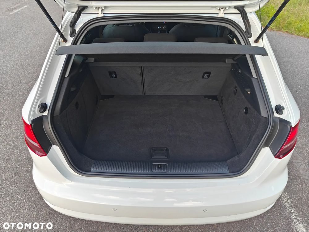 Audi A3 Sportback - 37