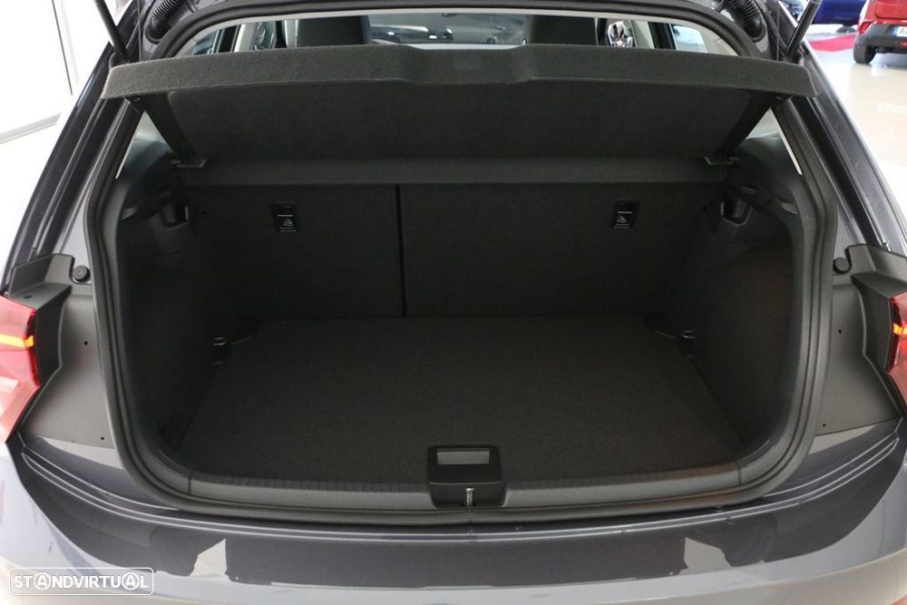 VW Polo 1.0 TSI Urban - 24