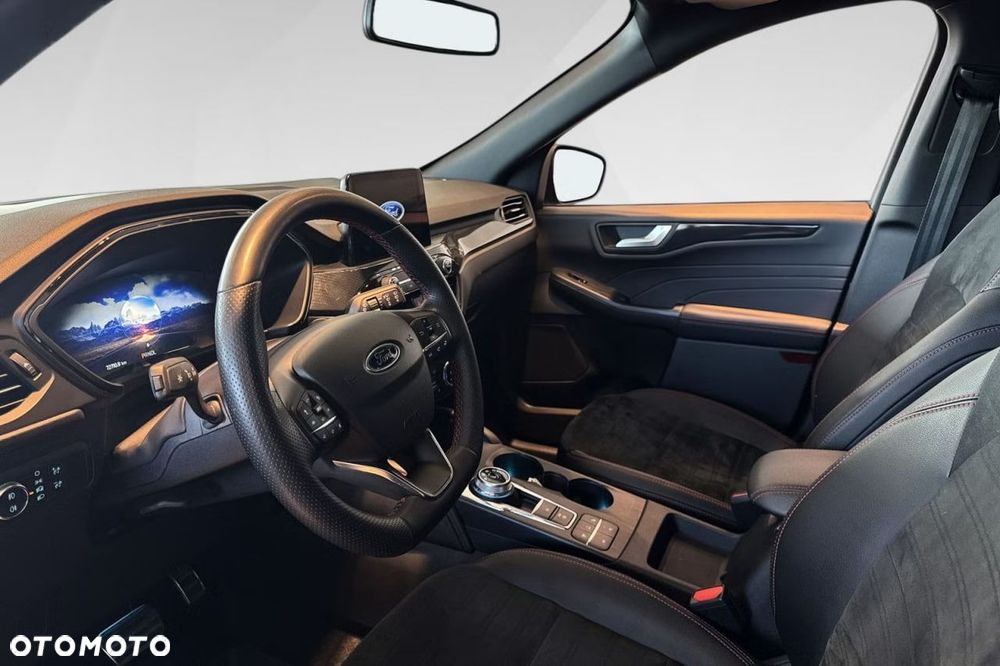Ford Kuga 2.5 Duratec PHEV ST-LINE - 6
