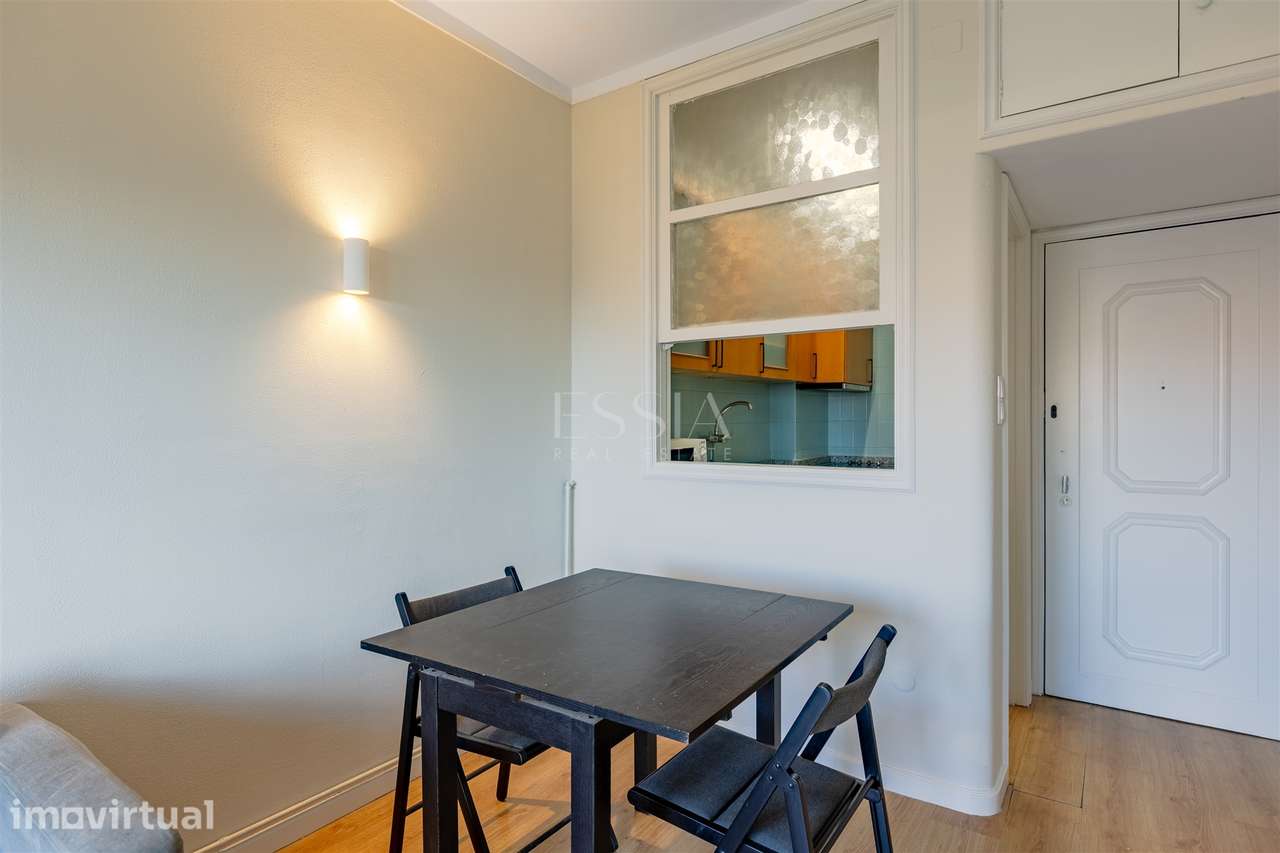 Apartamento T1 Mobilado - Grande imagem: 4/27