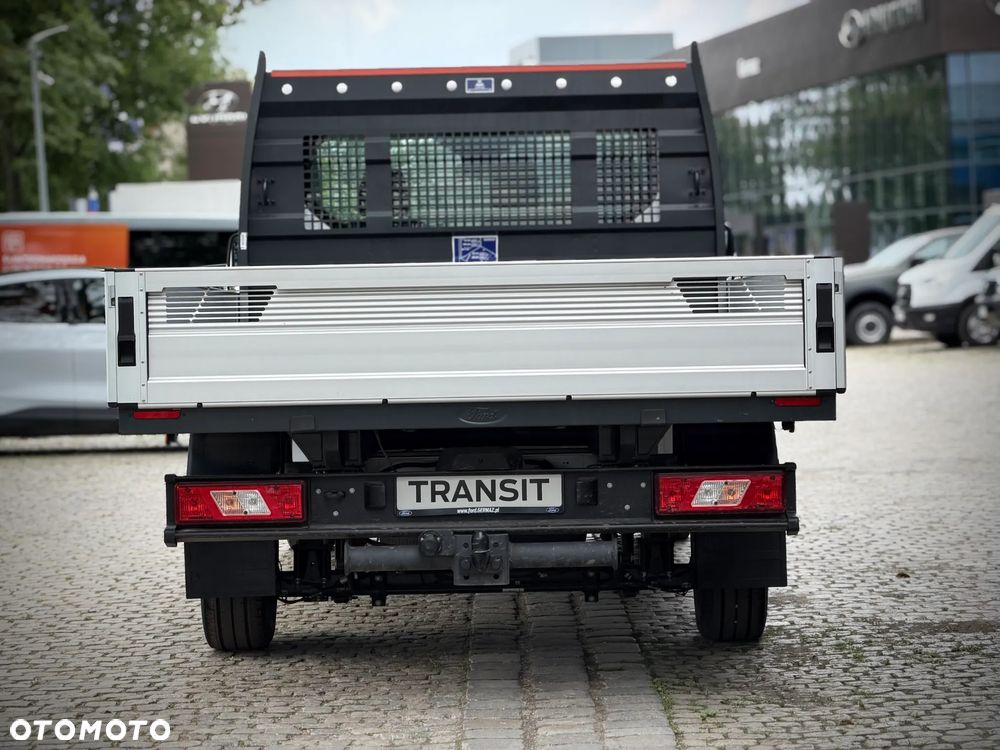 Ford Transit - 11