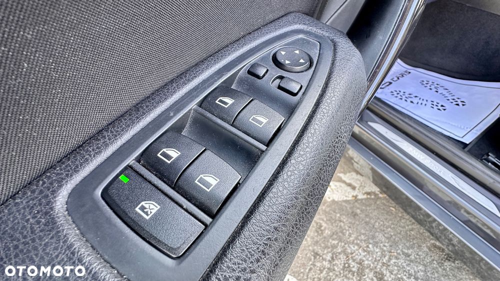 BMW Seria 1 118d DPF Edition Sport - 19