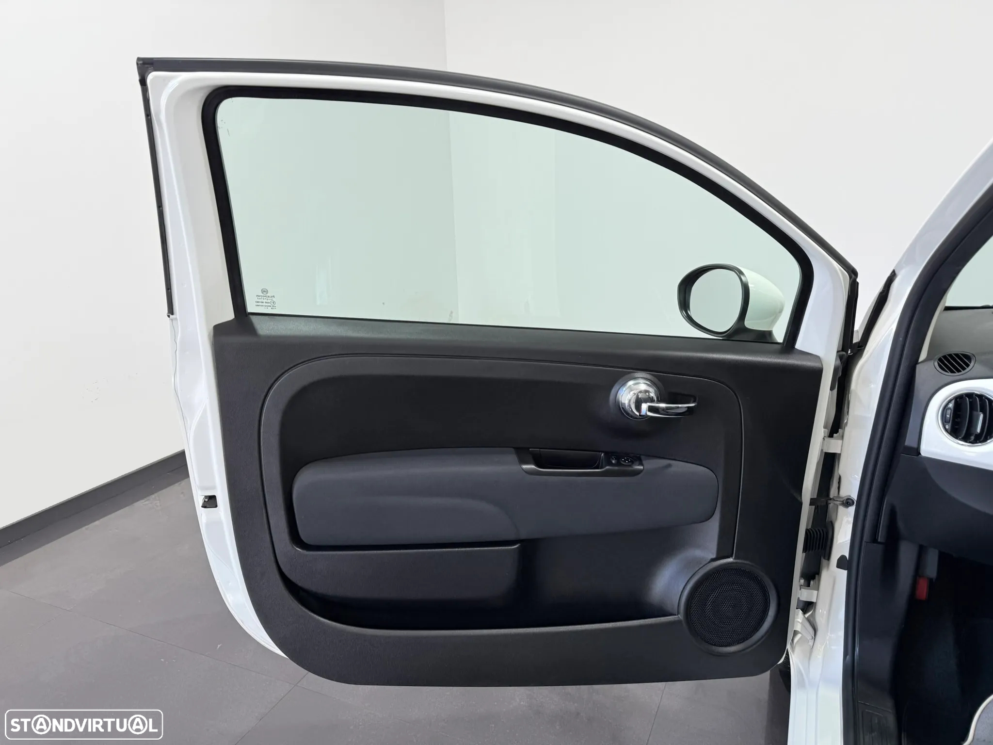 Fiat 500 1.0 Hybrid Lounge - 17