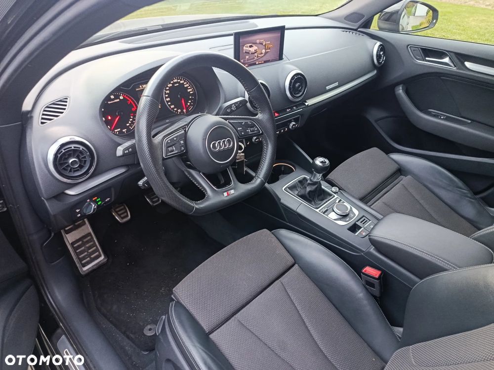 Audi A3 Sportback - 12