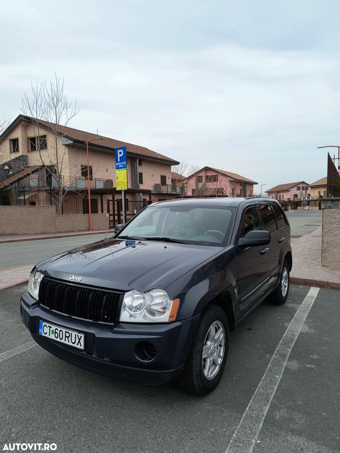 Jeep Grand Cherokee - 1
