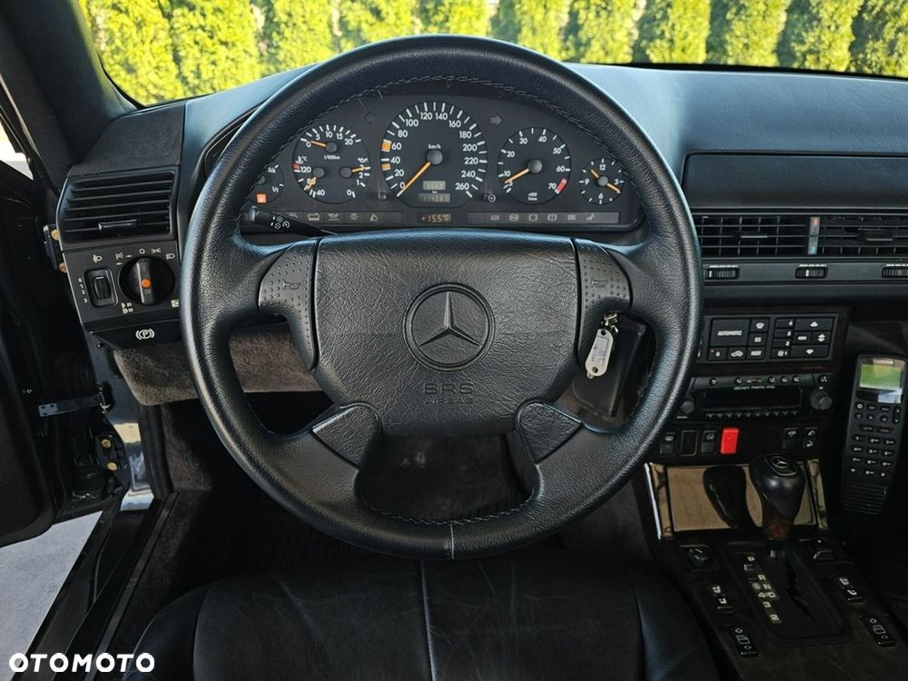 Mercedes-Benz SL - 22