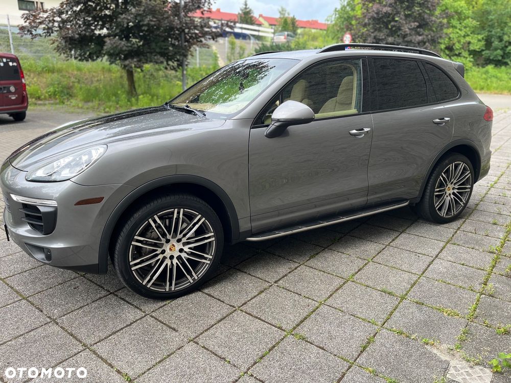 Porsche Cayenne S Platinum Edition - 10