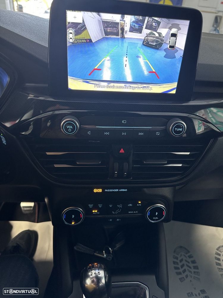 Ford Kuga 1.5 EcoBoost ST-Line - 20