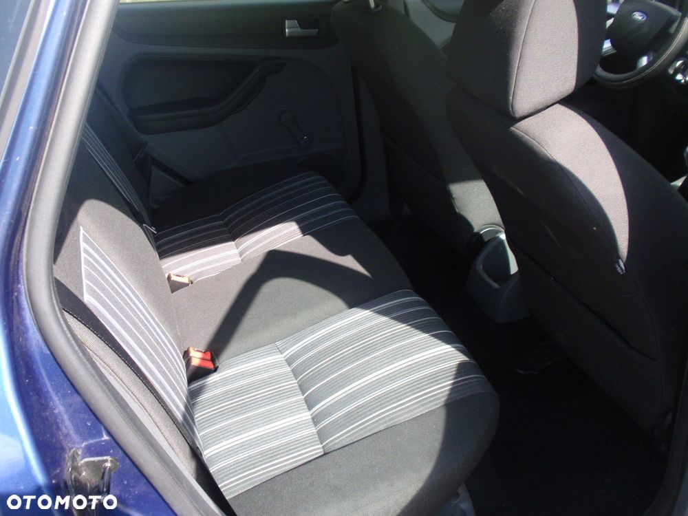 Ford Focus - 23